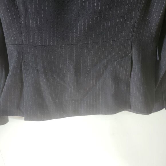 Banana Republic Pinstripe Skirt Suit Set 2P Petite Blazer & Skirt Gray Classic - Picture 7 of 16